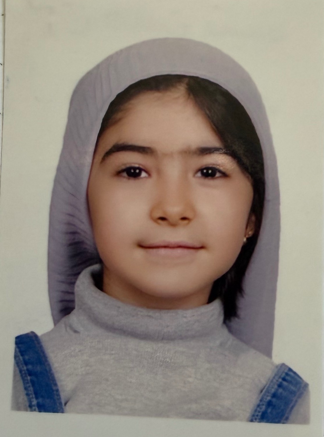 آتنا حسینی