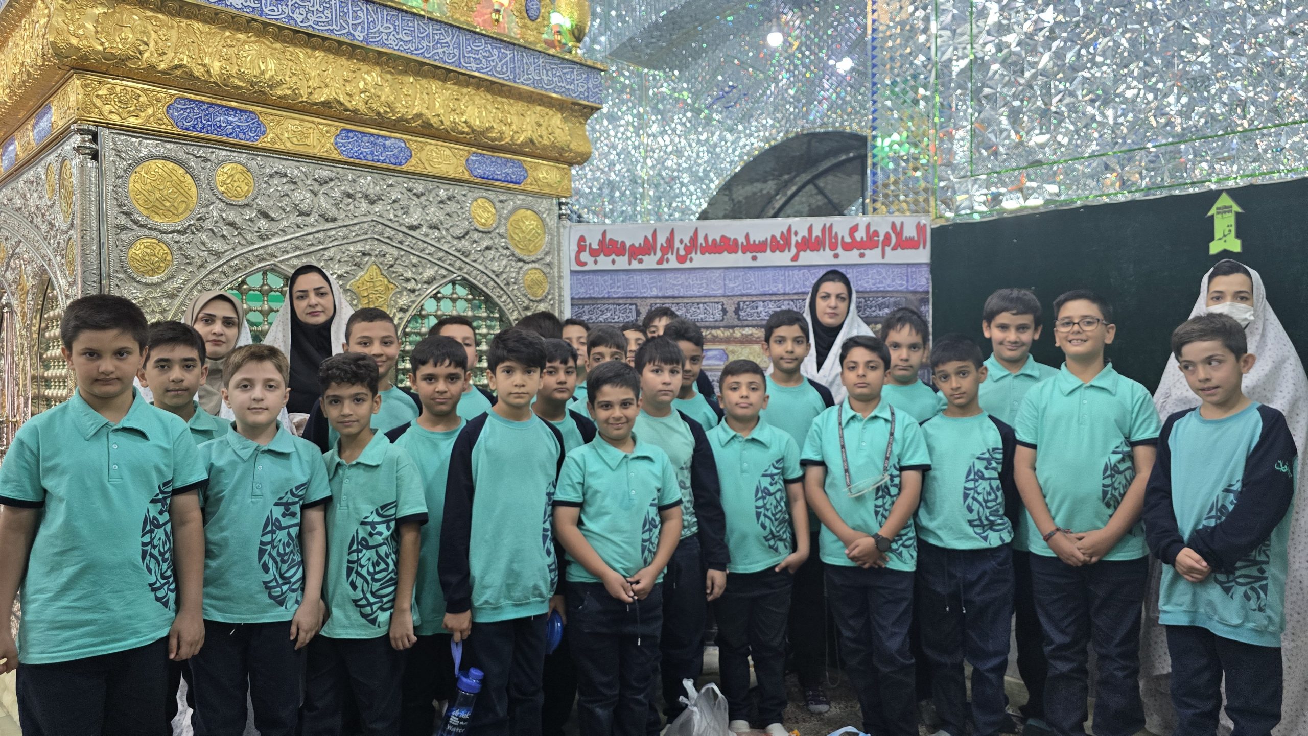 بازدید از امامزاده
